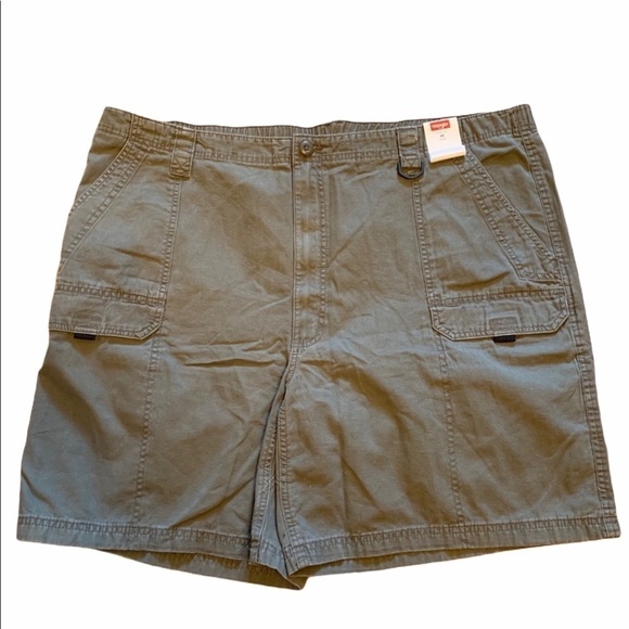 New Wrangler men’s Hiking shorts size 46 olive green - Picture 1 of 8